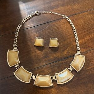 Elegant Faux Gold and Tan colored Necklace and Earring Set